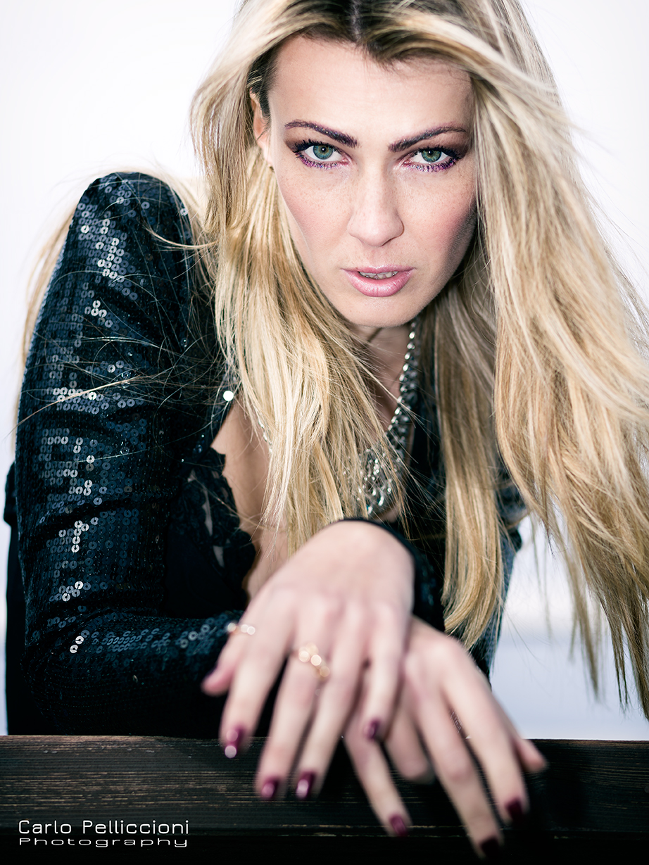 Inessa head shot black hot girl