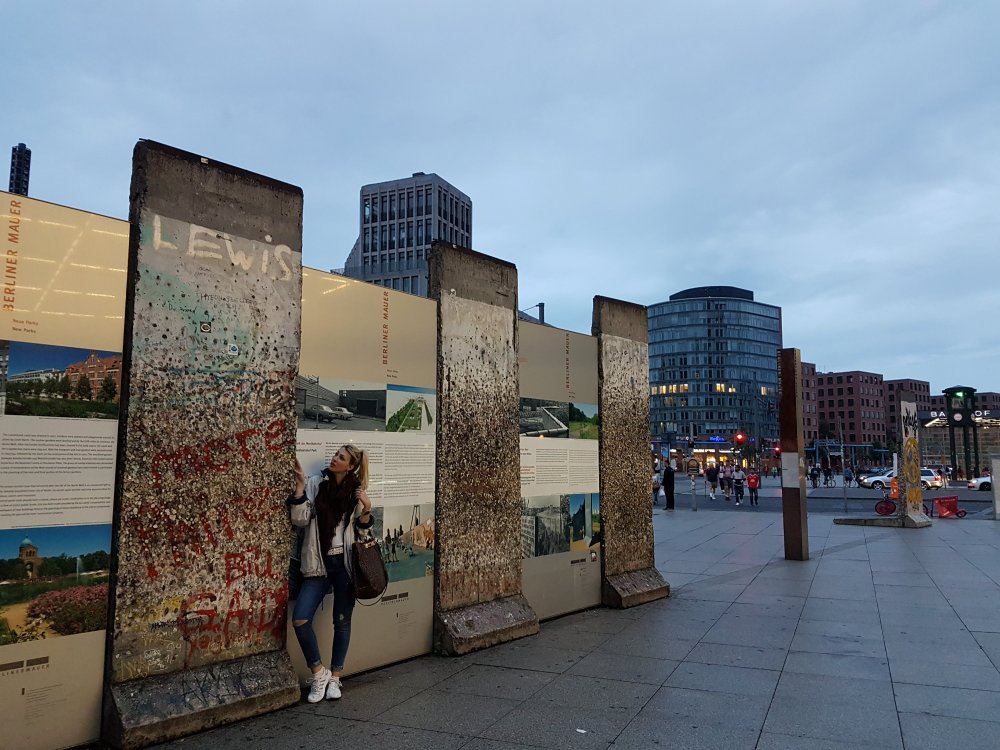 Alecanderplatz in Berlin on blog travel